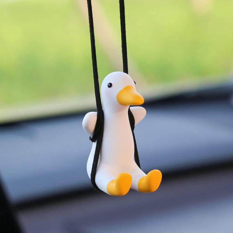 Swinging duck rearview mirror pendant.jpg