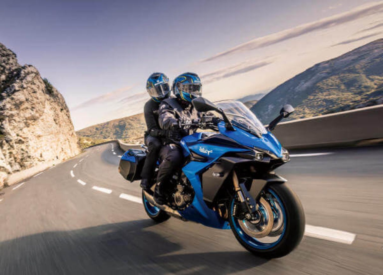 Suzuki’s New GSXS1000GT+ Superbike Delivers Unparalleled Performance