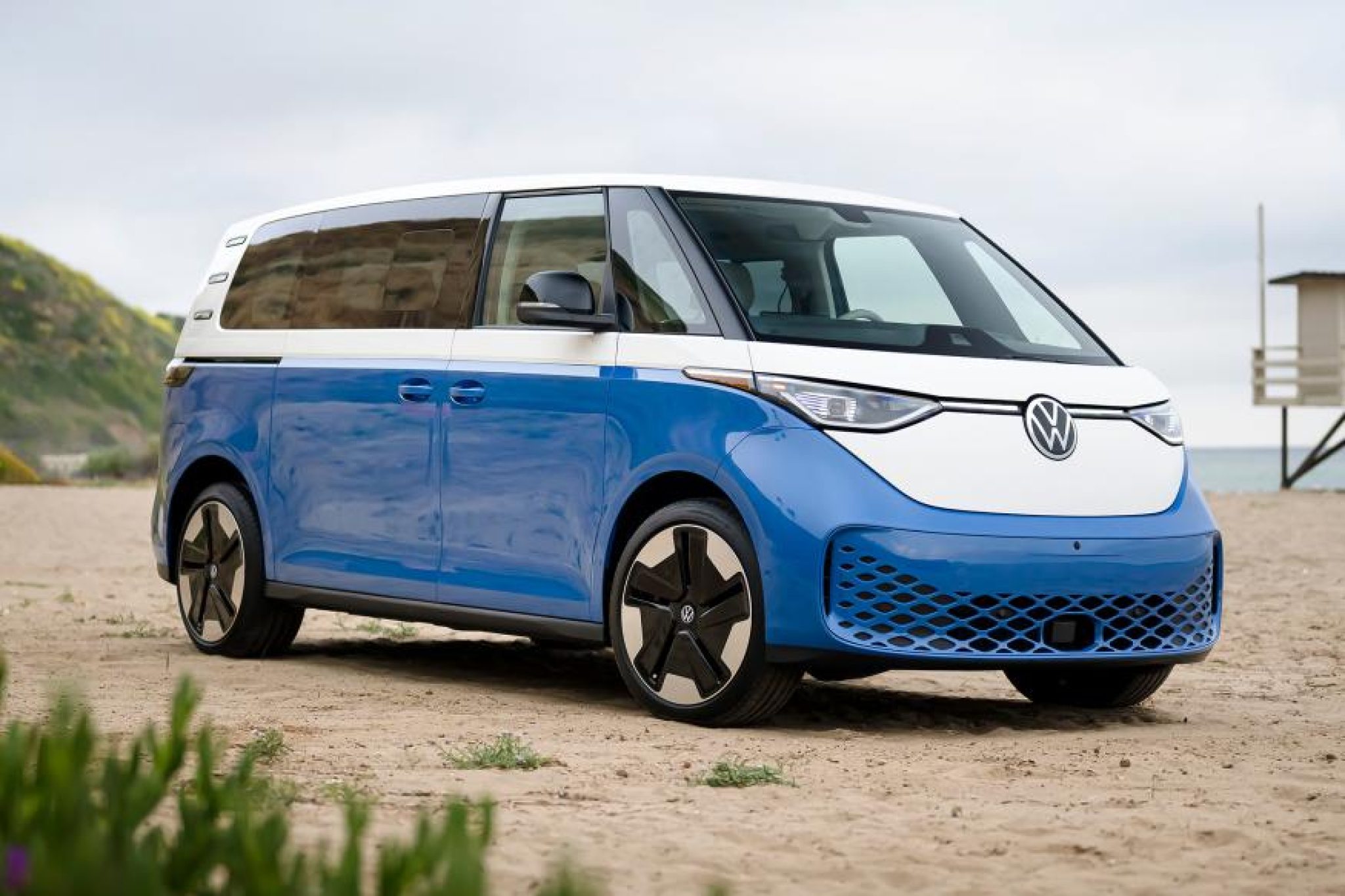 60s Era Volkswagen Microbus Returns in 2024, Faster, Roomier and With a