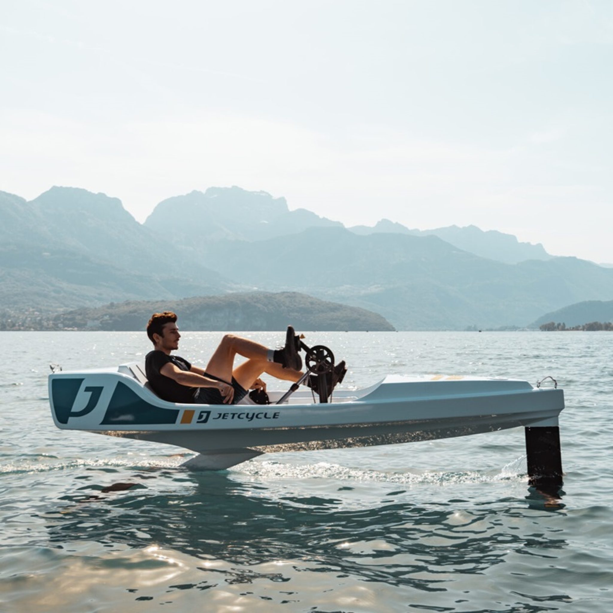 JetCycle Max Hydrofoil Pedal Boat Will Provide Loads Of Fun On The ...